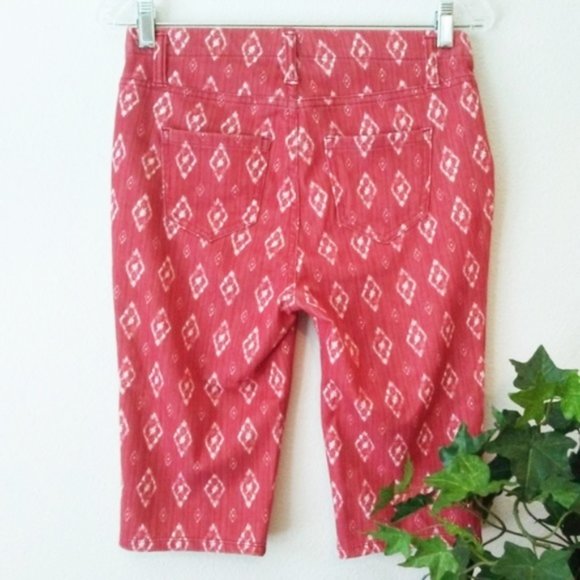 Faded Glory Bermuda Shorts Brick Red Western Aztec Pattern Long Bermuda Shorts - Picture 4 of 8